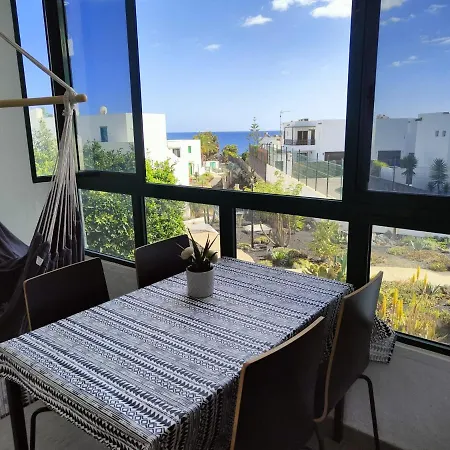 Apartamento Ailana Vistas Al Mar Y Con Piscina Costa Teguise